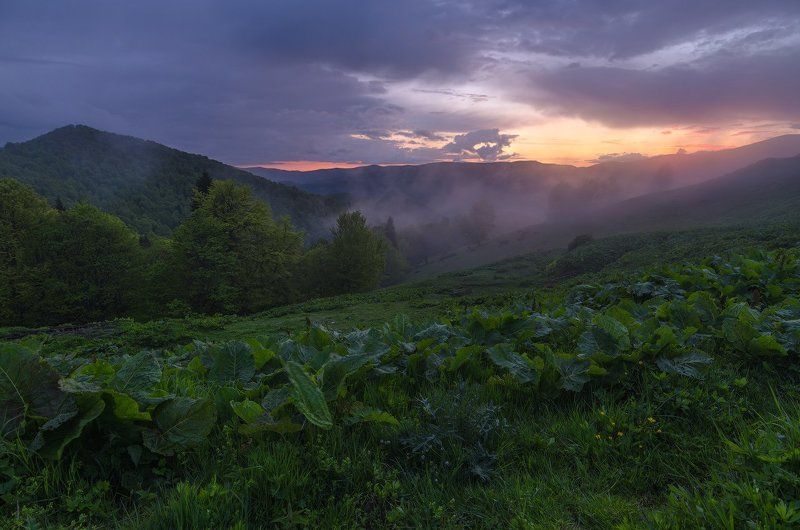 горы, закат, карпаты, менчул, полонина В поисках снега и грозыphoto preview