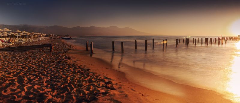 Закат, Кушадасы, Море, Пирс, Пляж, Средиземное море Закат Средиземноморьяphoto preview