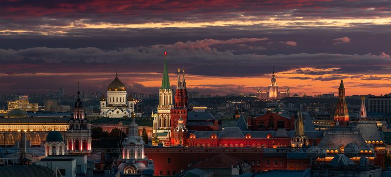 книга владыка моря, москва, артем мирный, moscow, artyom mirniy, kremlin, кремль, небо, башни, art, hdr, cityscape Архитектурные доминанты. Город Москва (Россия)photo preview