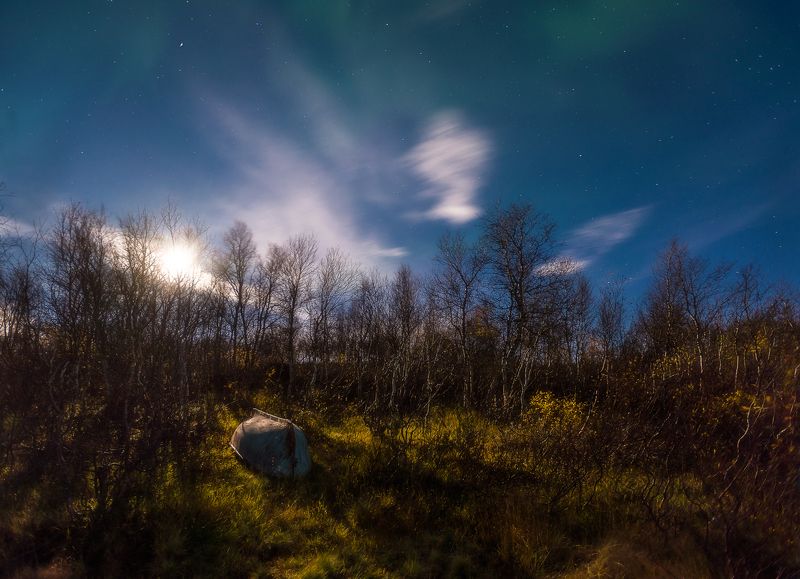 ...старая лодкаphoto preview