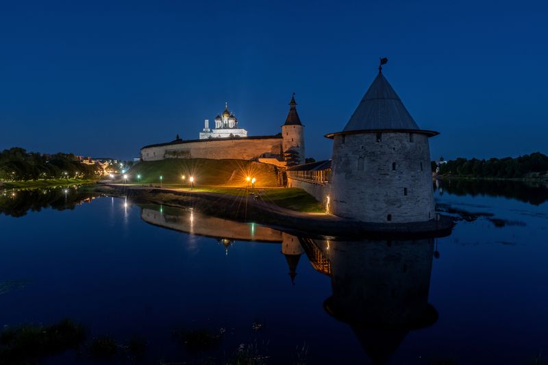 Псковский Кром (Кремль)photo preview
