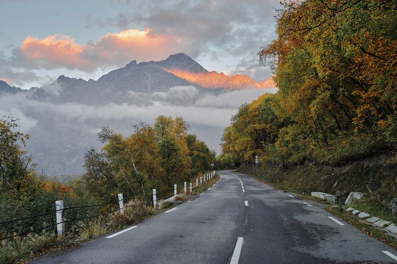 грузия дорога горыphoto preview