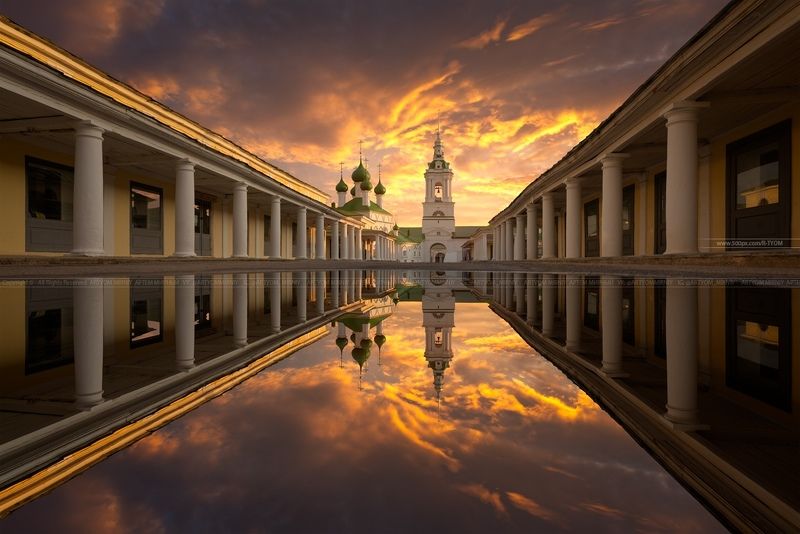 книга владыка моря, торговые ряды, россия, площадь, красные ряды, кострома, артем мирный, russia, kostroma, artyom mirniy, art, фотохудожник, photoartist Торговые ряды. Город Кострома (Россия)photo preview