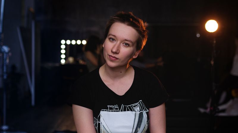 портрет студия свет женский портрет Юлияphoto preview