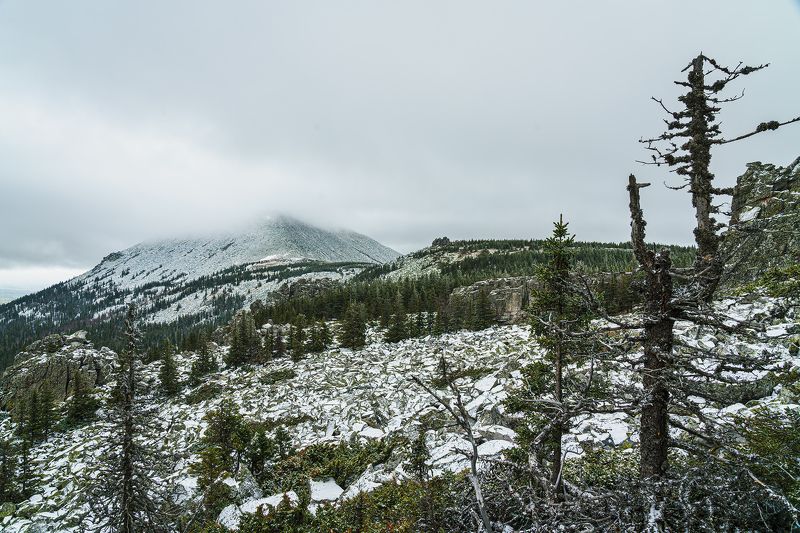 Большой Шелом, Шелом, Южный Урал, Урал, Башкирия гора Большой Шелом, Южный Урал, Башкирияphoto preview