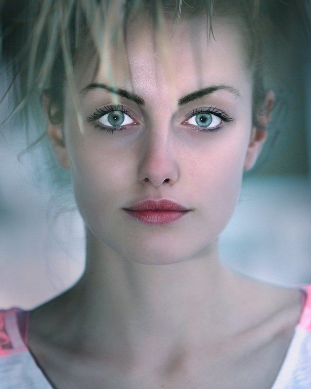 stare the prince..photo preview