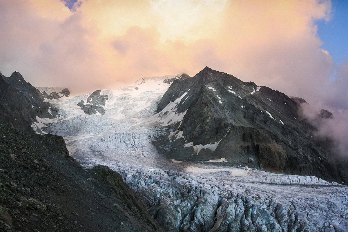 ***. Автор: Шарапов Сергей , Шарапов Сергей