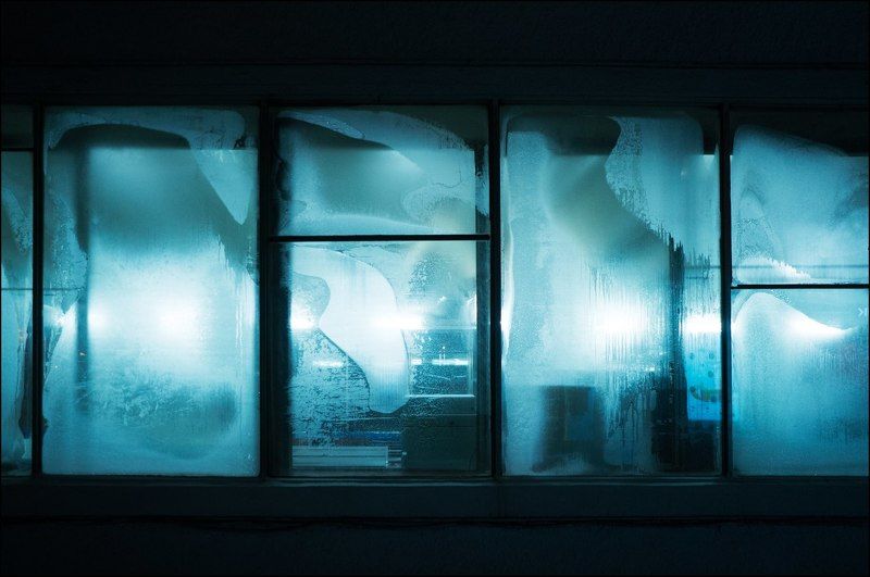 Тарбеев, tarbeev, холод, метро, окна, изморозь, мороз, узоры Холод IIphoto preview