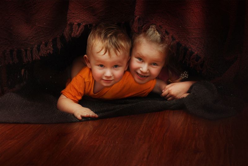 Игра в шалашphoto preview