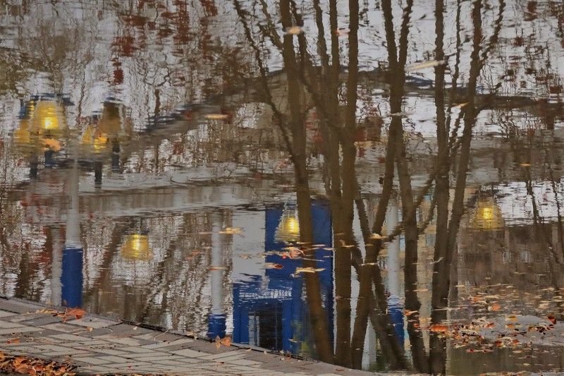 отражение,фонари,осень,новосибирск Фонариphoto preview