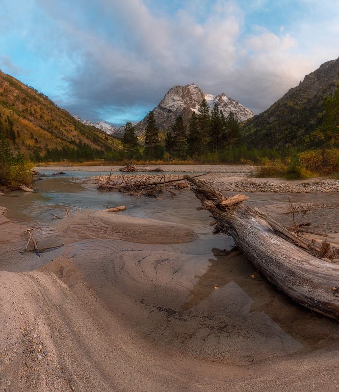 горы, осень, река Закаты в Чиринколеphoto preview
