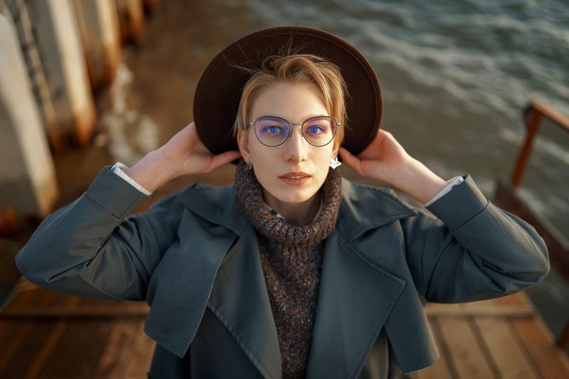 девушка, портрет, взгляд, осень Белкаphoto preview