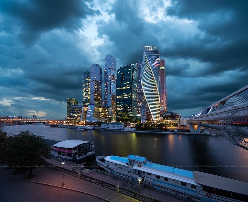 книга владыка моря, cityscape, москва, россия, башни, небоскреб, москва-сити, арт, артем мирный, moscow, tower, russia, art, artyom mirniy, black and white, свет, Московский международный деловой центр «Москва-Сити»photo preview