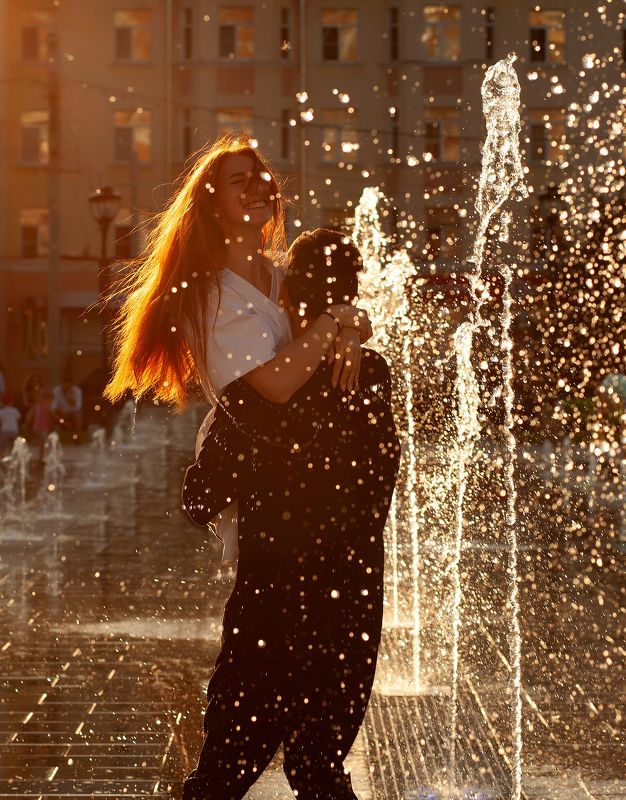 Любовь/жара/фонтаныphoto preview