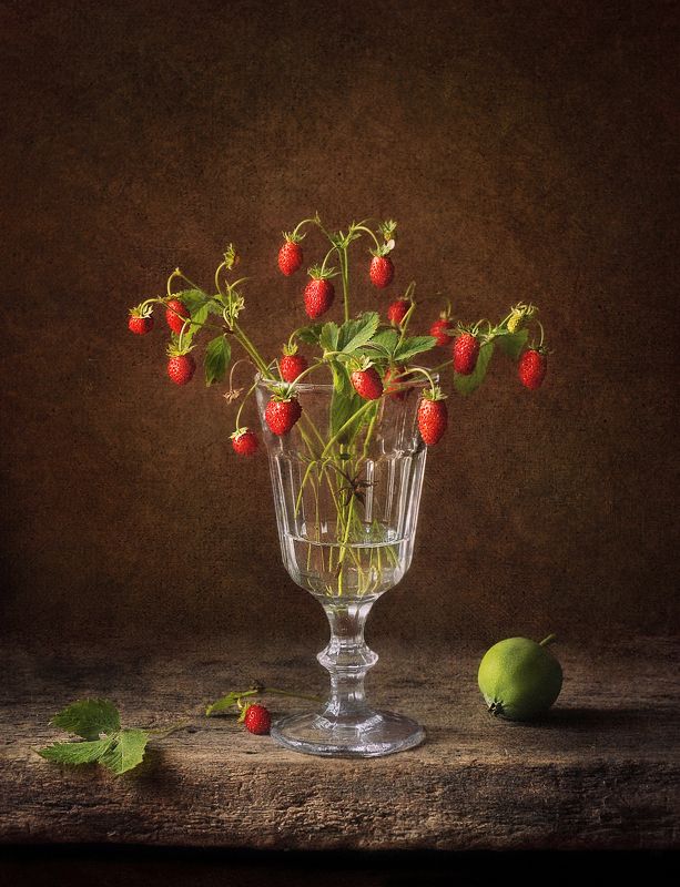 Земляничный букетphoto preview