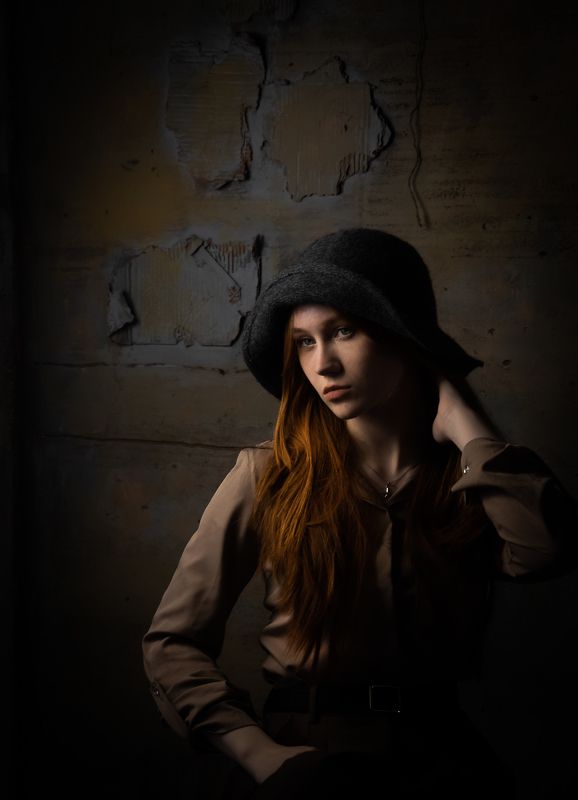 портрет, шляпа, ретро В шляпеphoto preview