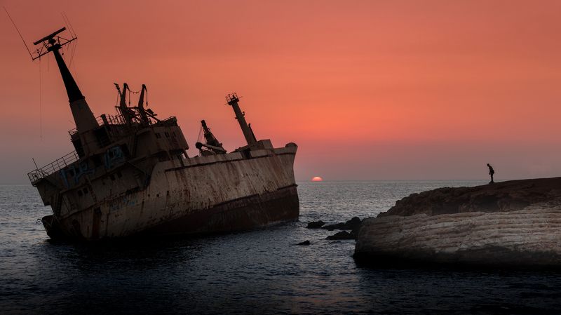 shipwreck, sea, catastrophe, cyprus, edro, landscape Shipwreck and the Oldmanphoto preview