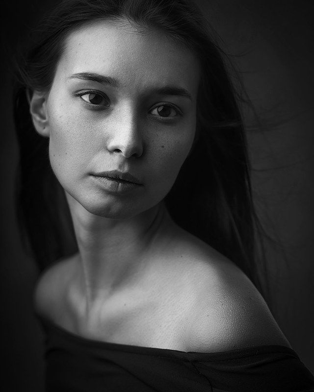 Portrait, BW, girl, studio, Sony, sigma Linaphoto preview