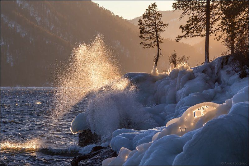 Алтай, Аня графова, Верховка, Горный алтай, Горы, Зима, Телецкое озеро, Шторм, Яйлю Вечерние брызги январского шторма )photo preview