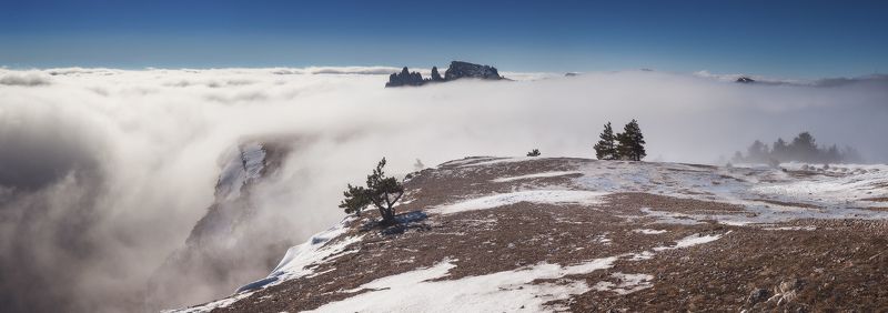 Ай-петри, Демерджи, Зубцы, Крым, Облака, Пейзаж, Снег Плывущие по облакамphoto preview