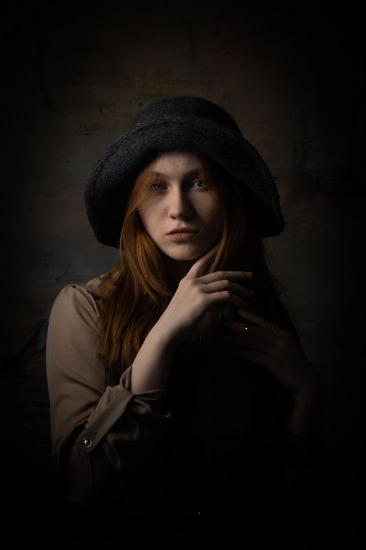 В шляпеphoto preview