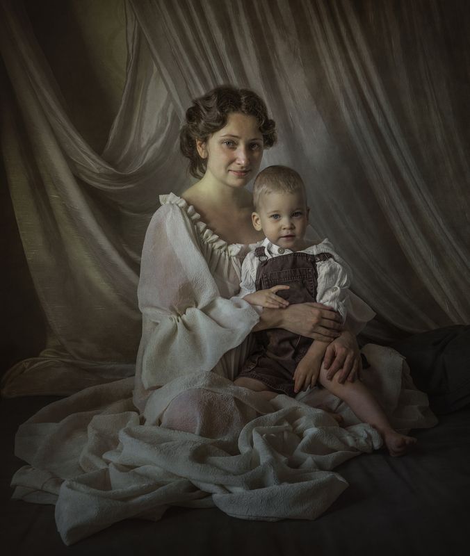 Мать и сынphoto preview