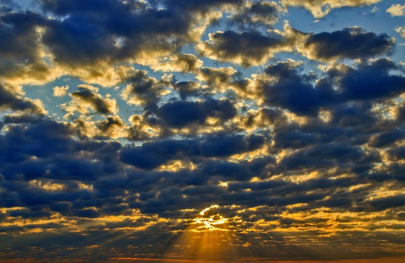 небо, рассвет, облака, природа, пейзаж, солнце, лучи Рассветphoto preview