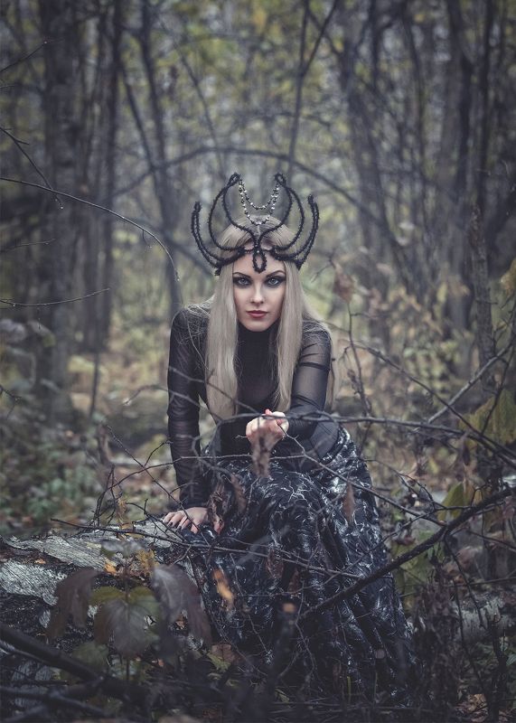 Лесная колдуньяphoto preview