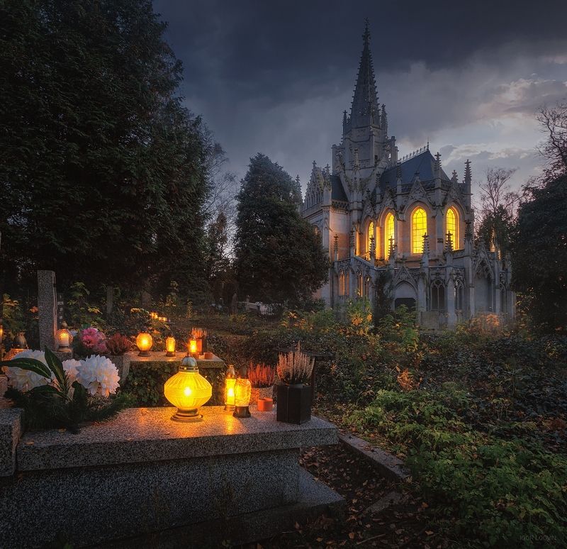 Старое кладбищеphoto preview