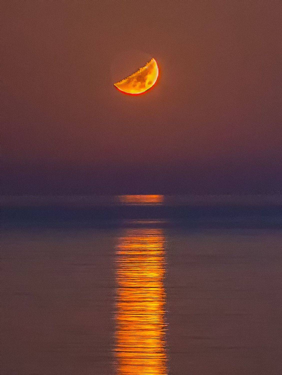moonset in the areaticsea. Автор: Бобров Андрей , Бобров Андрей