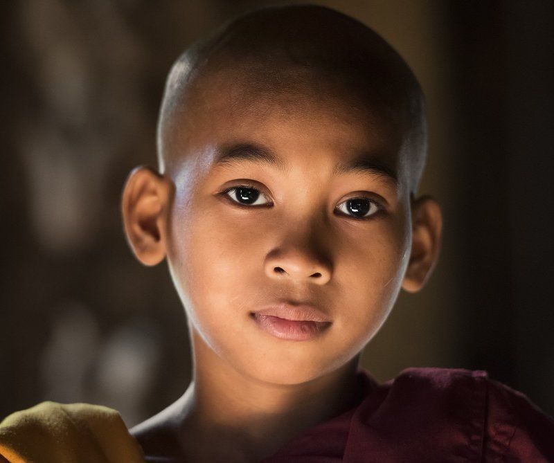 Бирма, Монах Маленький Будда фото превью