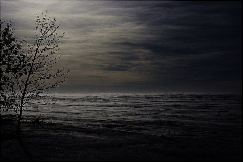 мрачно-тоскливаяphoto preview