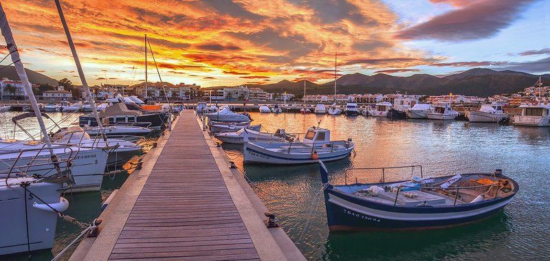 Предвестники большого штормаphoto preview