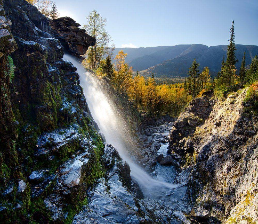 много солнца в холодной воде. Автор: Юсупов Александр Рисйок, Хибины, Юсупов Александр
