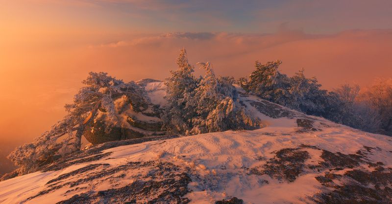 По над пропастьюphoto preview