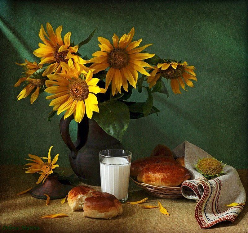 С подсолнухами и пирогамиphoto preview