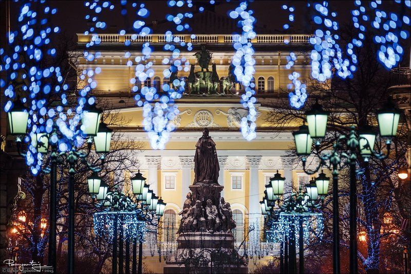 александринский, гирлянды, екатерине, малая садовая, новогодний, памятник, петербург, питер, санкт-петербург, театр, украшения Новогодний Петербургphoto preview