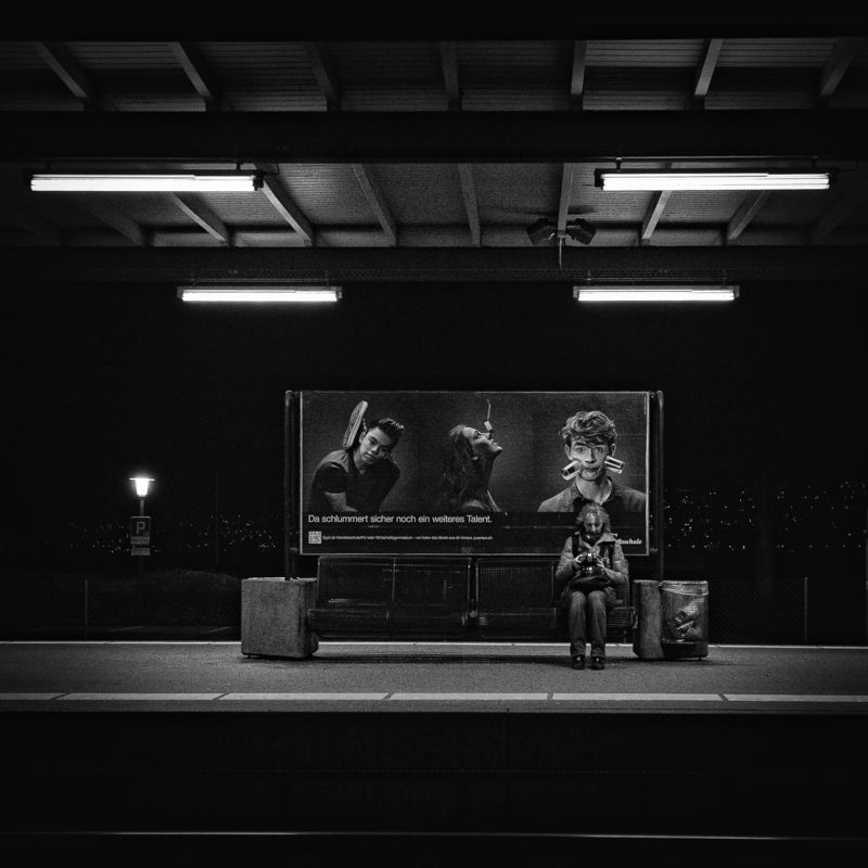 waiting for success...photo preview