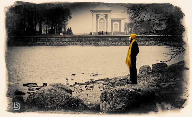 петергоф на берегуphoto preview