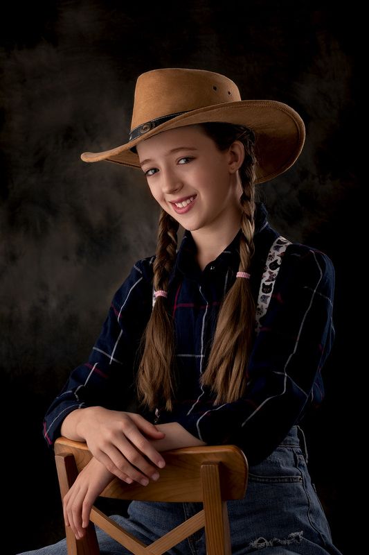 портрет, шляпа Cowgirlphoto preview