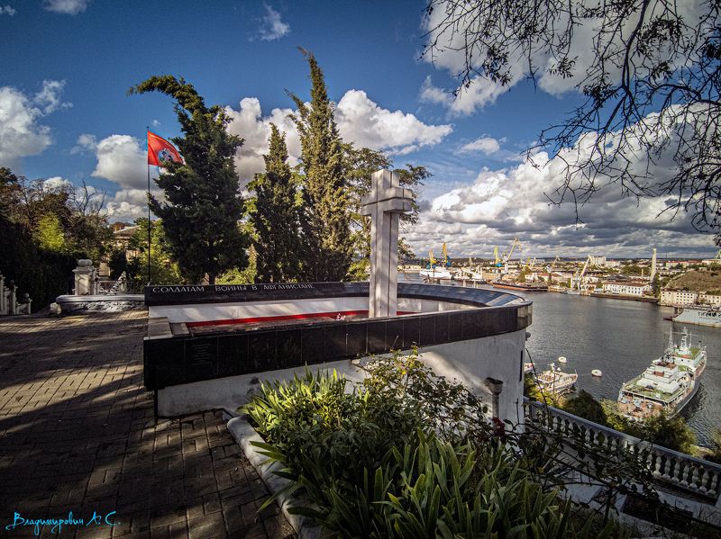 мемориал афганцам севастополь бмп-1 сквер воинов-интернационалистов Мемориал Афганцам в Севастополе.photo preview