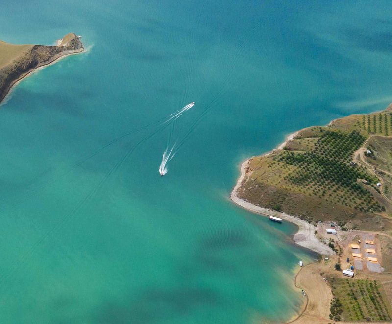 Кавказ, Дагестан, Чиркей, катера На Чиркейском водохранилище фото превью