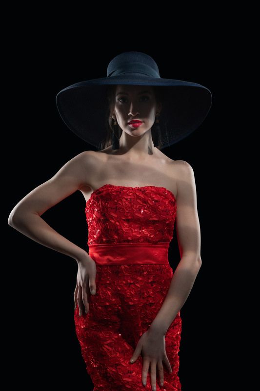 Женский портретphoto preview