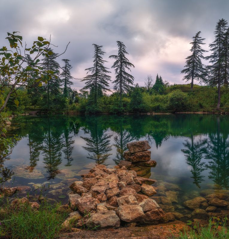 Papantskviri lake, Georgia.photo preview