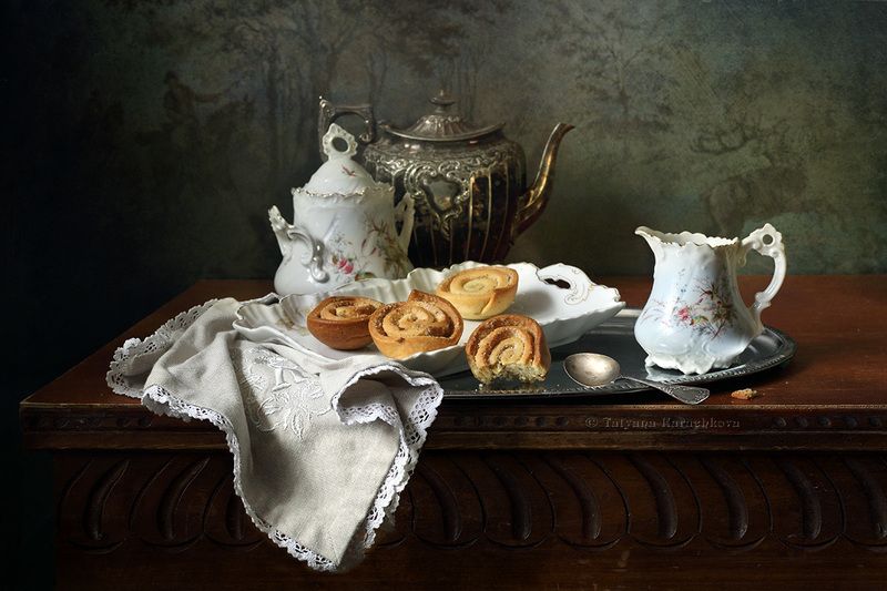 натюрморт,  чашка, чайник, молочник, сливочник, чаепитие Чаепитие с плюшкамиphoto preview