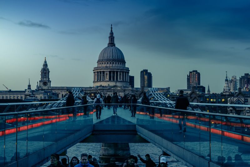 Millennium Bridge. Мост Миллениум photo preview
