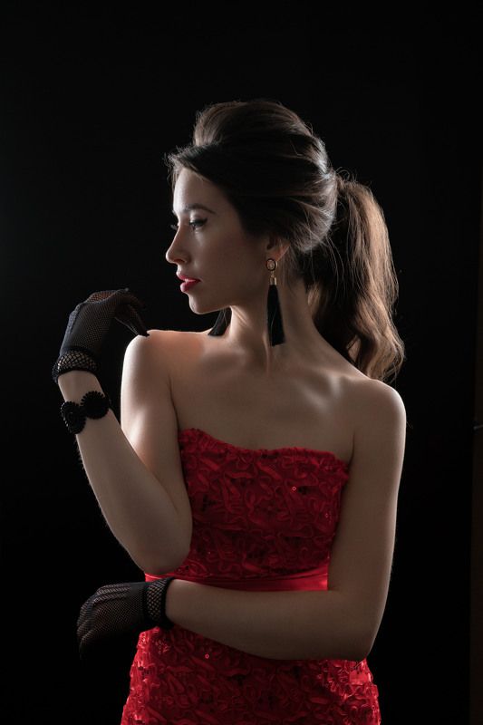 Женский портретphoto preview