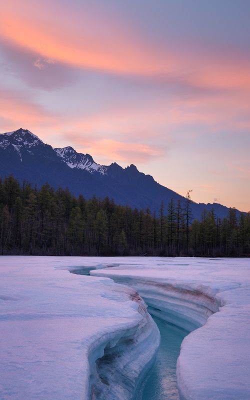забайкалье, кодар, горы, рассвет, весна, лёд Сумерки в северном Забайкалье. Средний Сакукан.photo preview