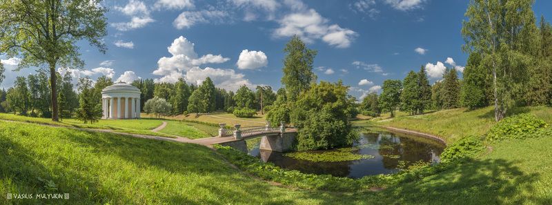 В Павловском парке ...photo preview
