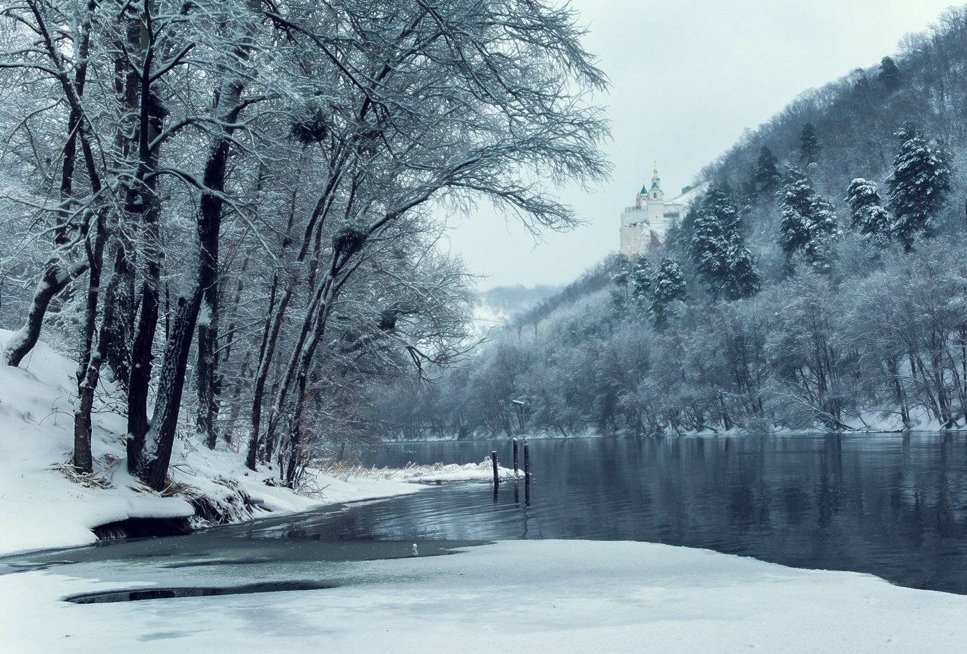 Pro монастырь на берегах спокойного Донца. Автор: Игорь Мелекесцев , Игорь Мелекесцев